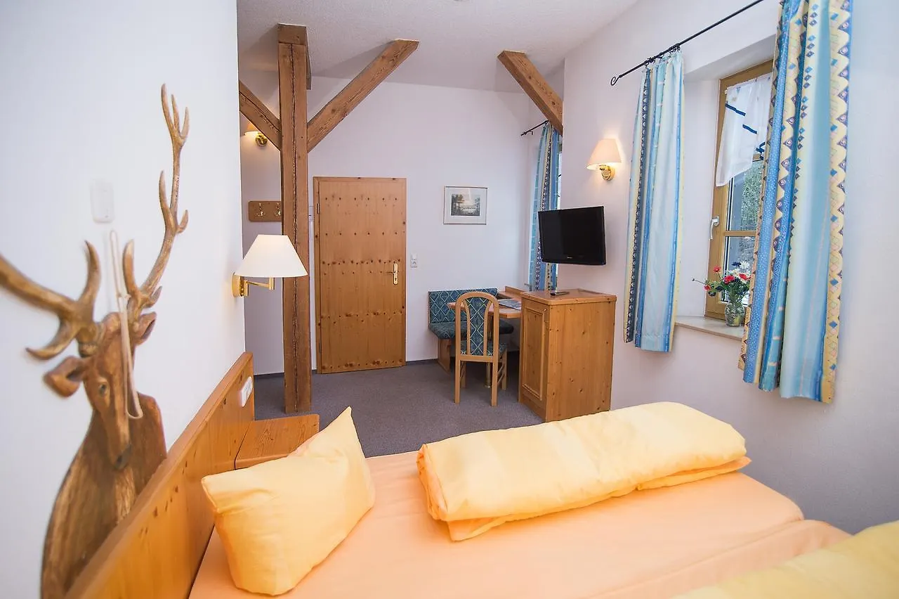 Gutshof Colmberg Hotel