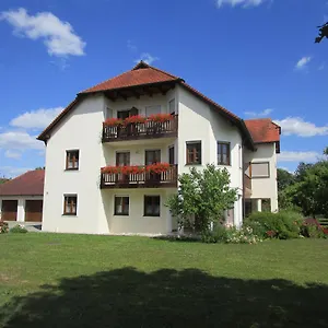 Guest house Eva, Neuhaus am Inn